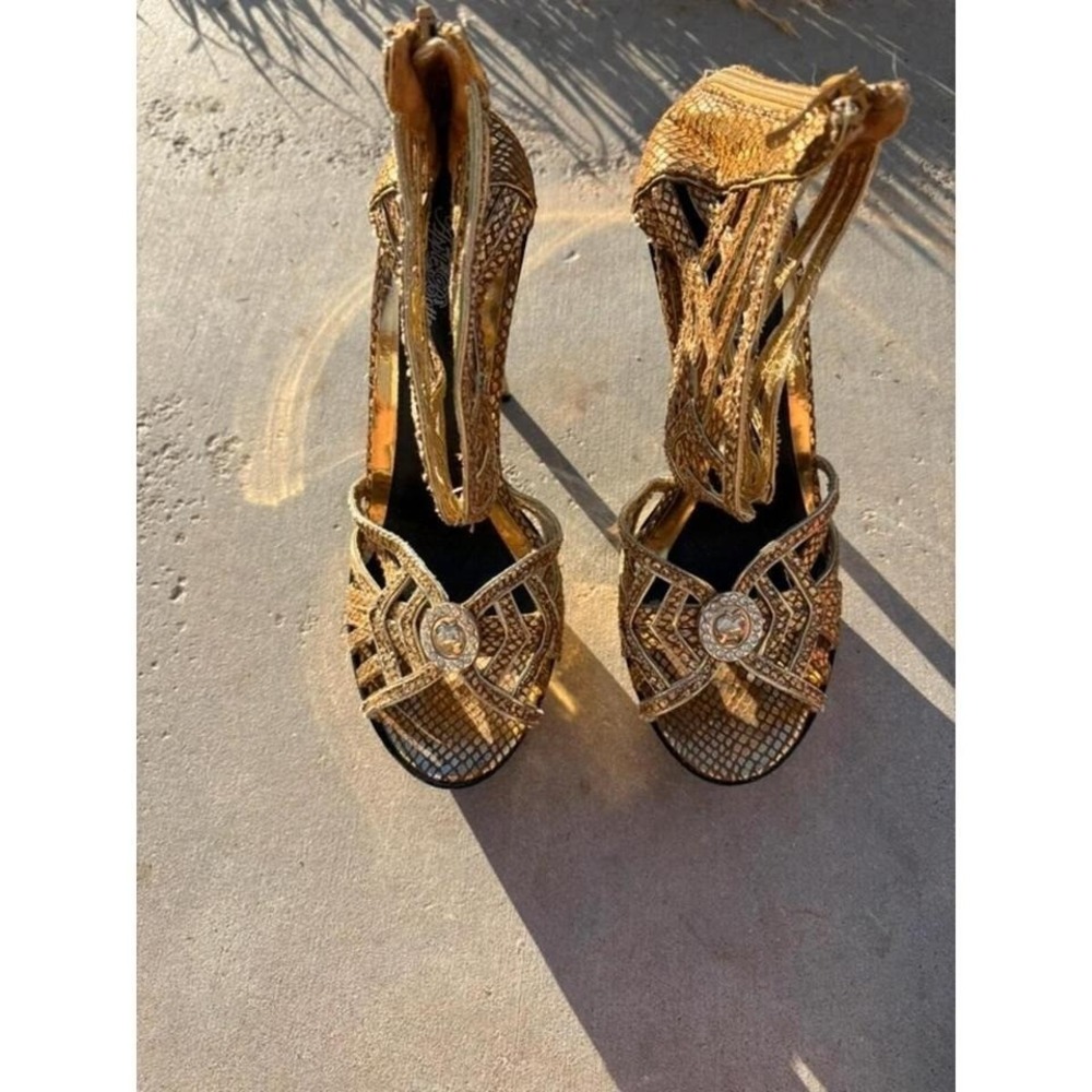 Y2K Baddie Apple Bottom Heels Gold Caged Stiletto Rhinestone Bling Size 8 1/2 - Picture 2 of 6